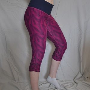 Geometric Pattern Legging